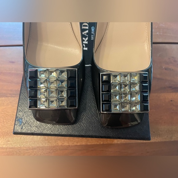 Grey Patent Leather Prada heels size 38.5 - Picture 6 of 8
